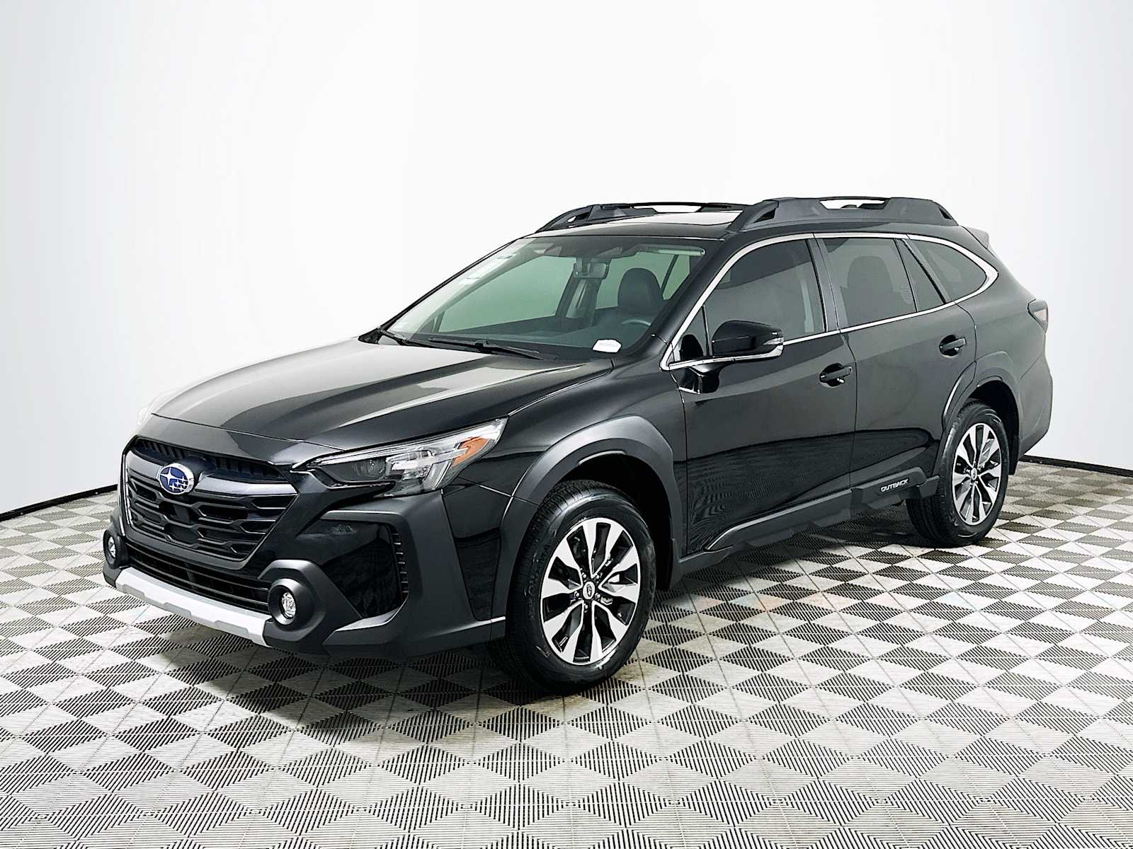 2025 Subaru Outback Limited photo 3