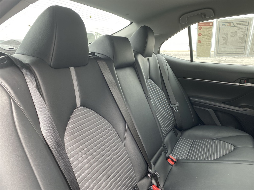 2023 Toyota Camry SE photo 25