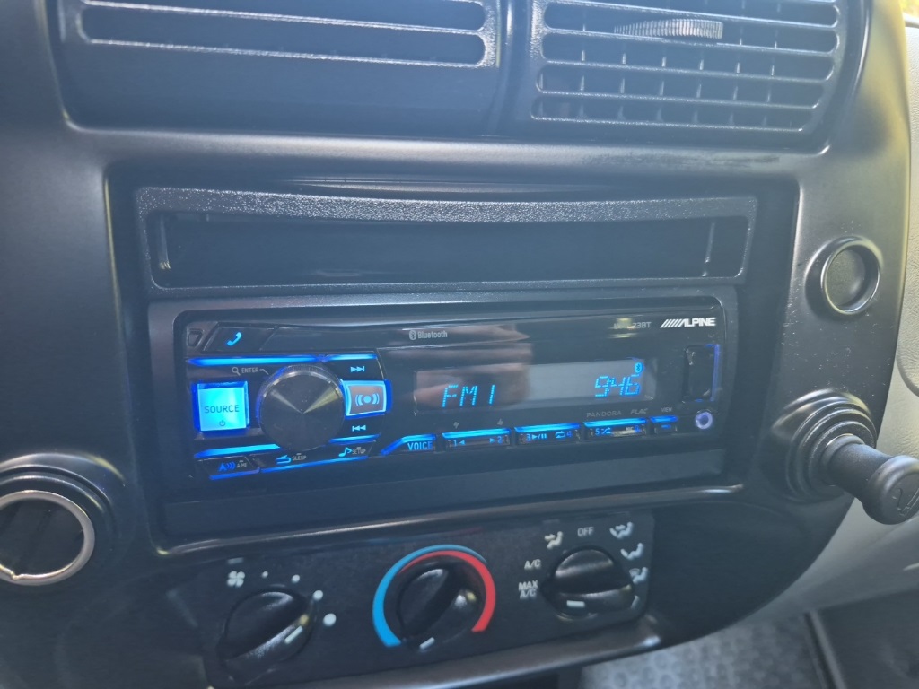 2011 Ford Ranger XL photo 12