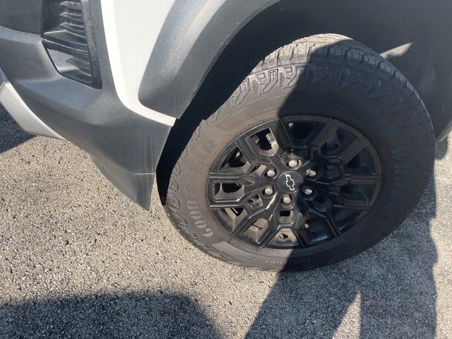 2025 Chevrolet Colorado Trail Boss photo 4