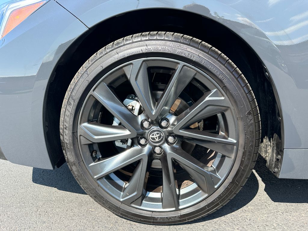 2025 Toyota Corolla SE photo 11
