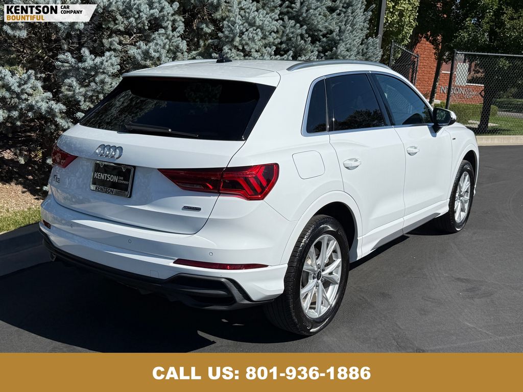 2025 Audi Q3 S line Premium photo 8