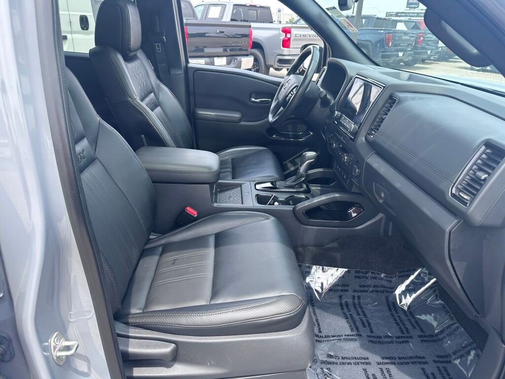 2022 Nissan Frontier S PRO-4X photo 4