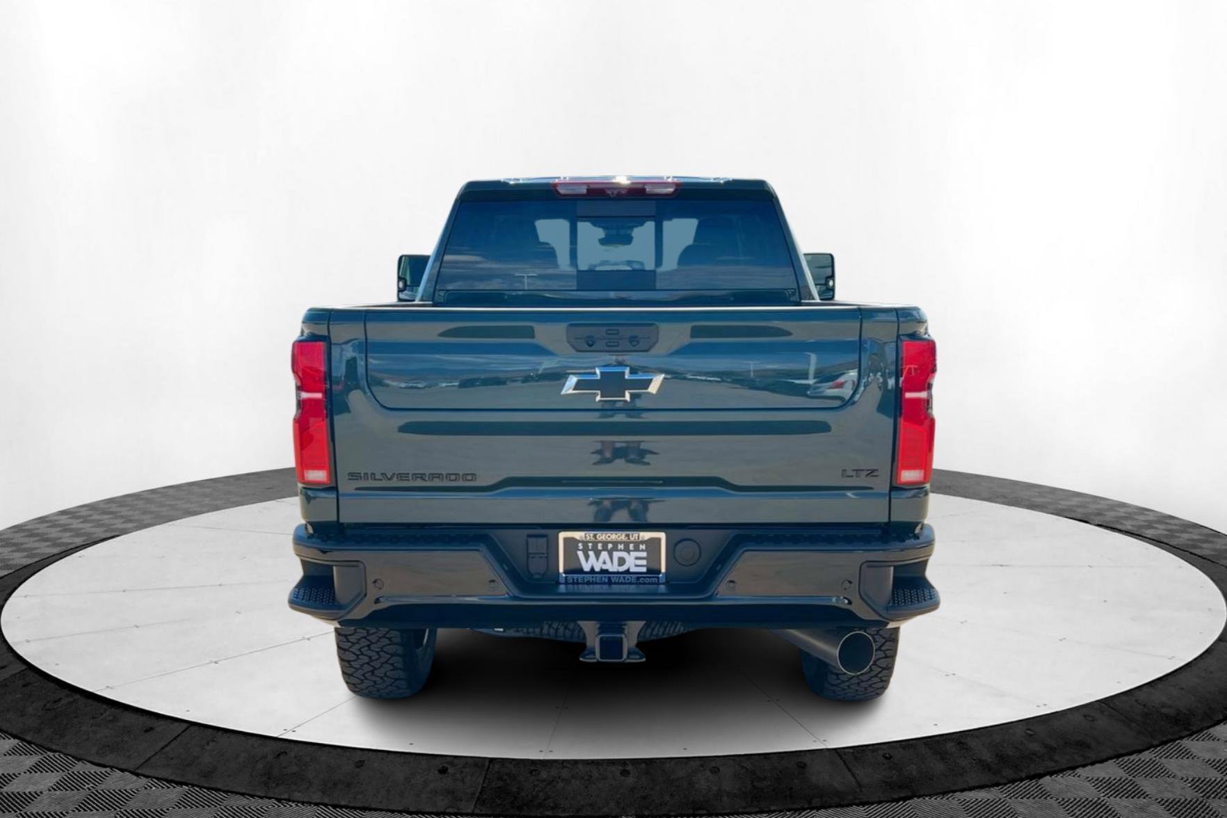 2026 Chevrolet Silverado 2500HD LTZ photo 4