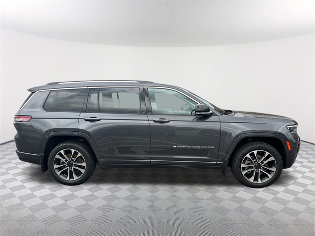 2021 Jeep Grand Cherokee Overland photo 4