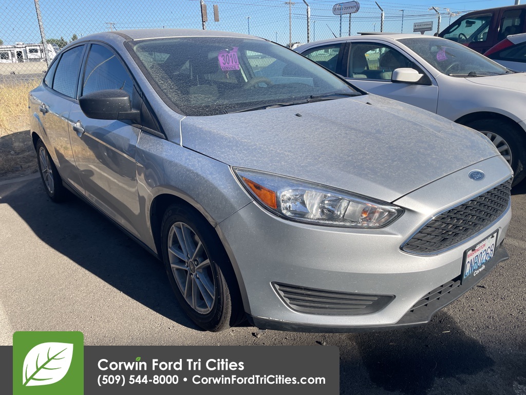 Used 2018 Ford Focus SE with VIN 1FADP3F20JL231087 for sale in Pasco, WA