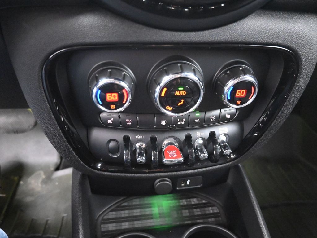 2020 Mini Cooper Base S photo 3