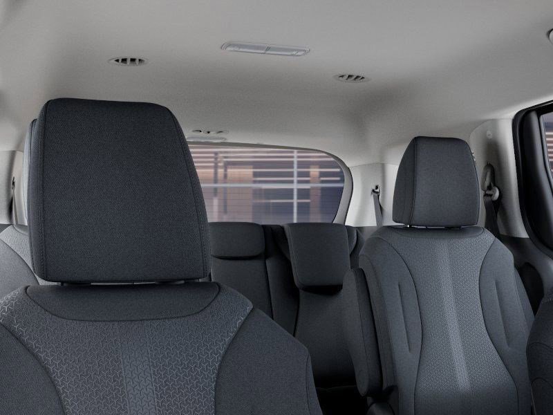 2026 Kia Carnival LX photo 26