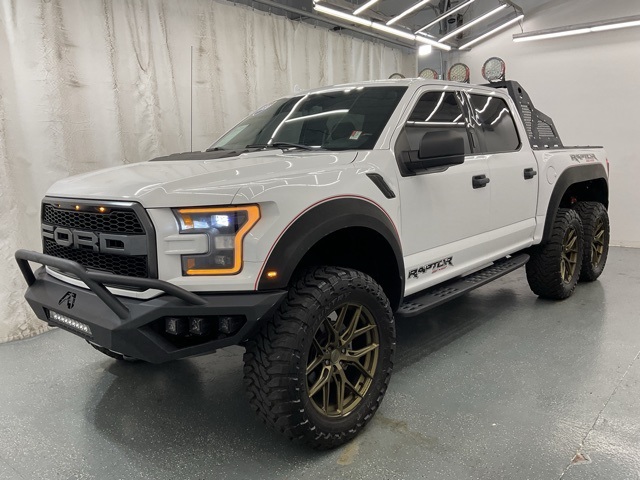 2020 Ford F-150 Raptor photo 3