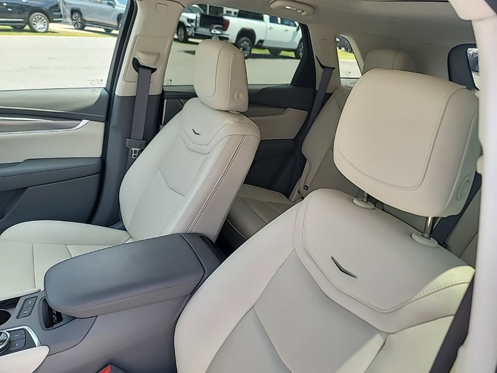 2025 Cadillac XT5 Premium Luxury photo 8