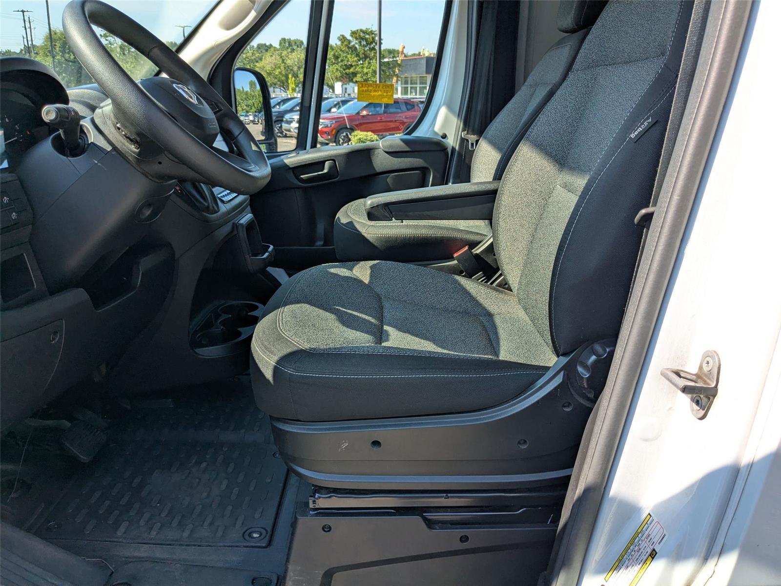 2023 Ram 2500 photo 14
