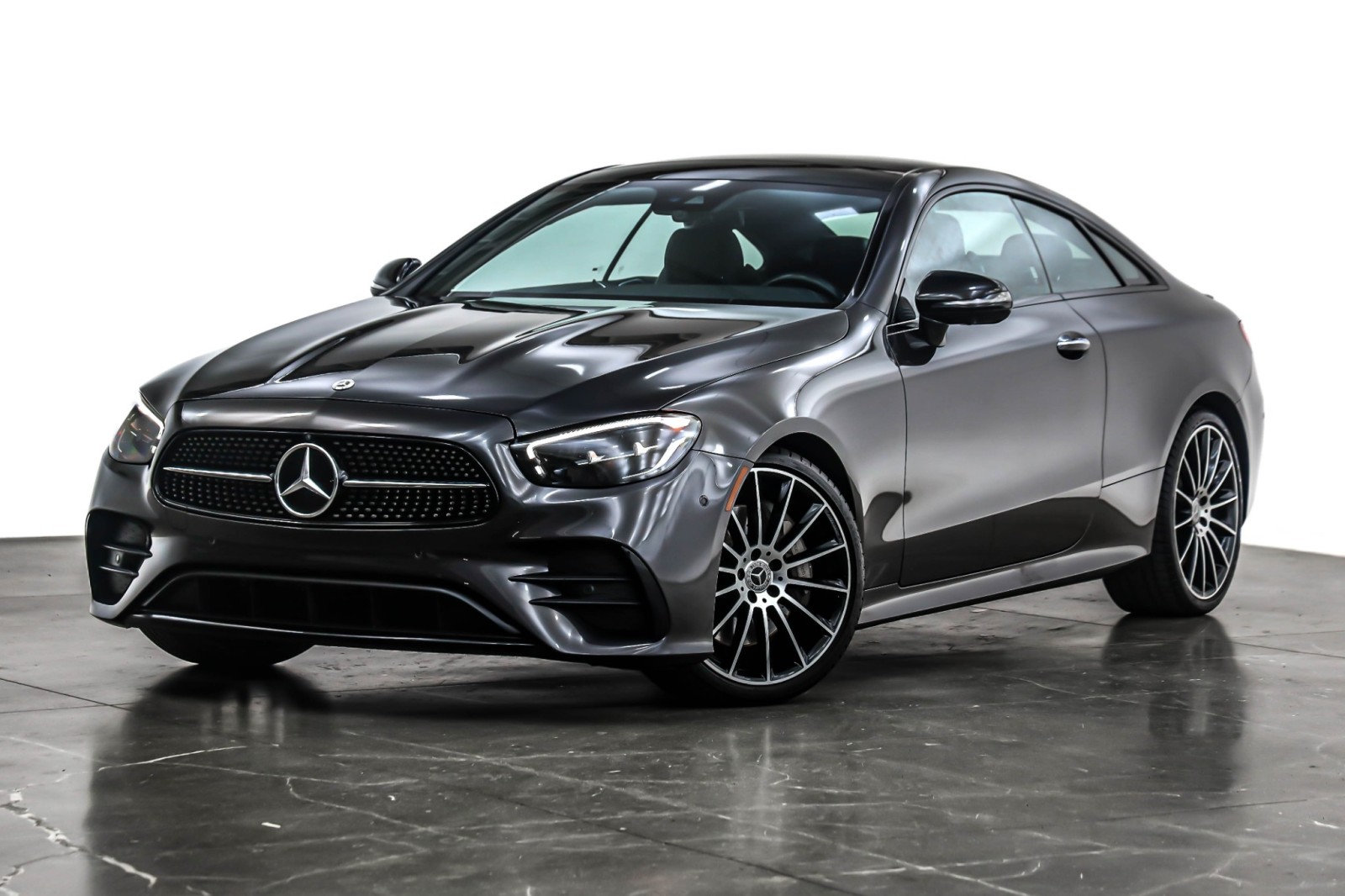 2023 Mercedes-Benz E-Class E450's photo