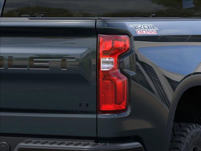 2025 Chevrolet Silverado Trail Boss LT photo 10
