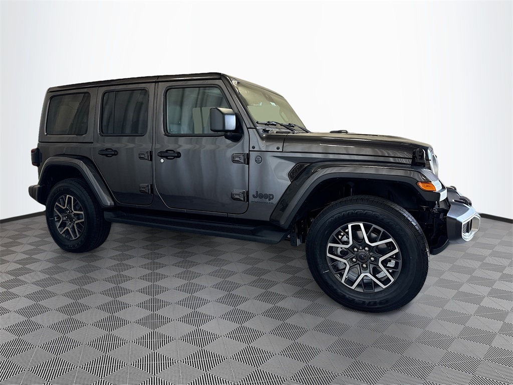 2025 Jeep Wrangler Sahara photo 2