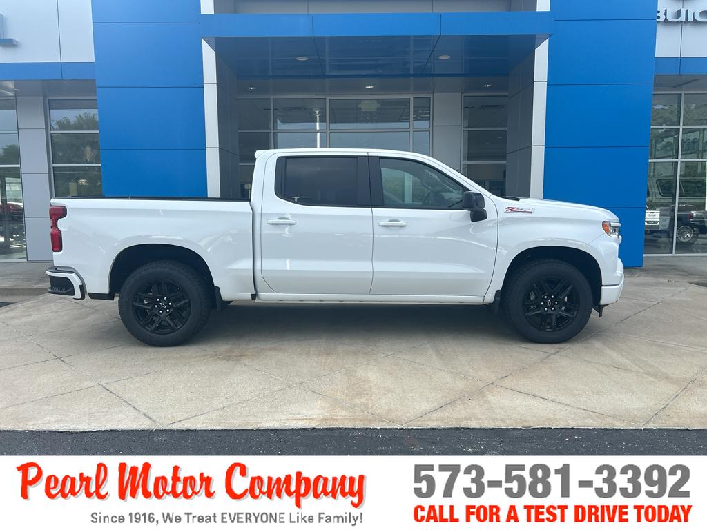 2025 Chevrolet Silverado 1500 RST photo 3