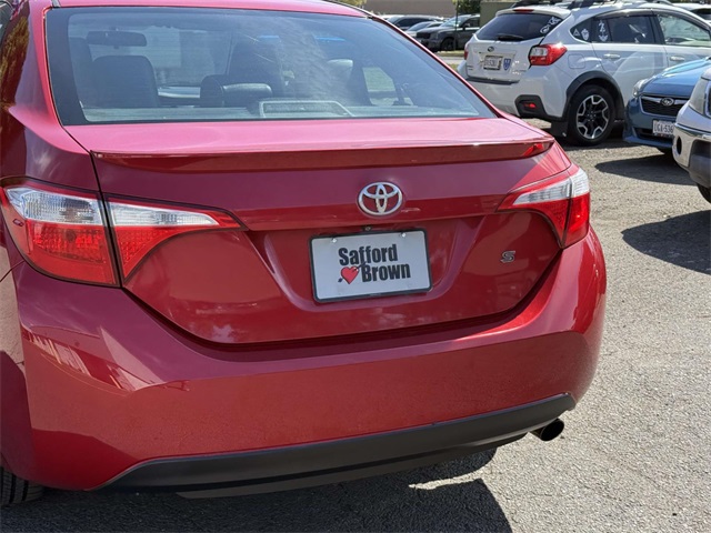 2014 Toyota Corolla Plus photo 9