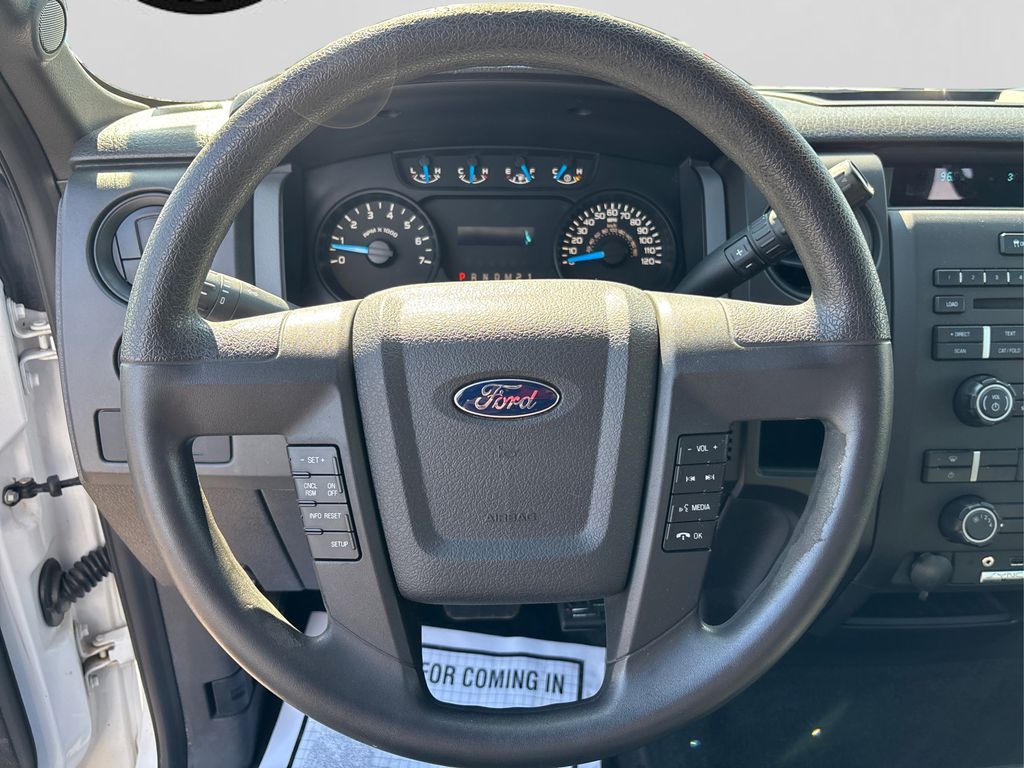 2014 Ford F-150 STX photo 17