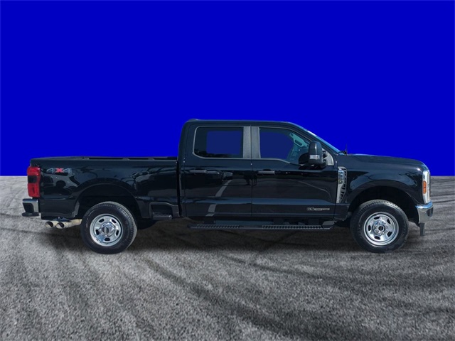 2024 Ford F-350 XL photo 3