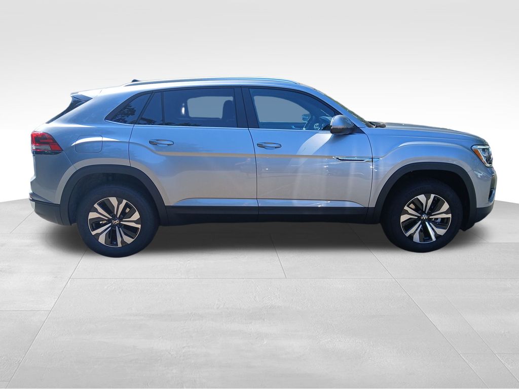 2026 Volkswagen Atlas Cross Sport SE photo 6