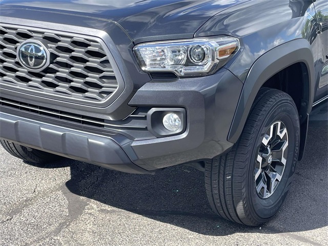 2022 Toyota Tacoma TRD Off-Road photo 9
