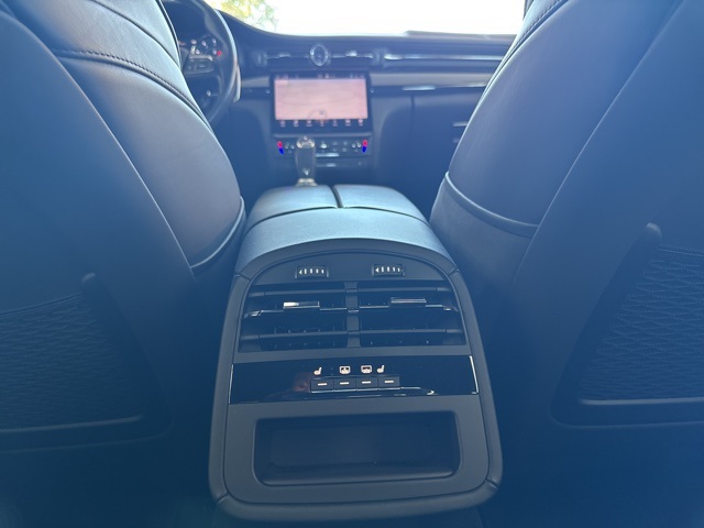 2022 Maserati Quattroporte Modena Q4 photo 13