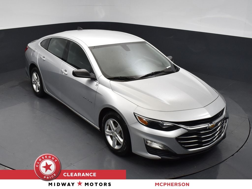 2021 Chevrolet Malibu's photo