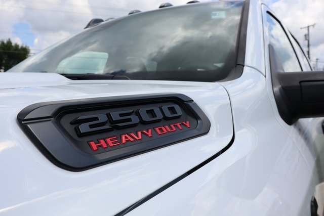 2025 Ram 2500 Tradesman photo 8