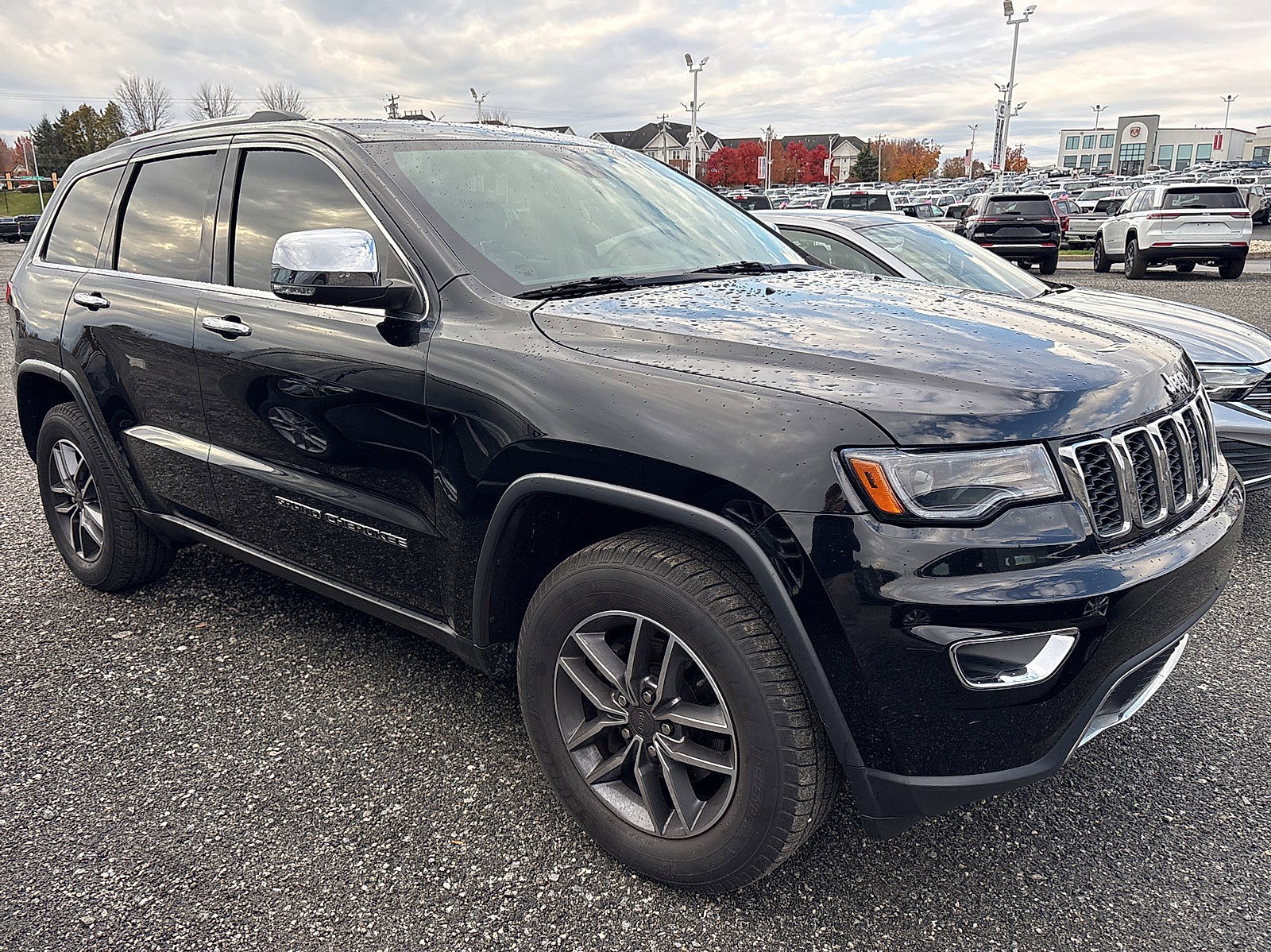 2019 Jeep Grand Cherokee Limited photo 3