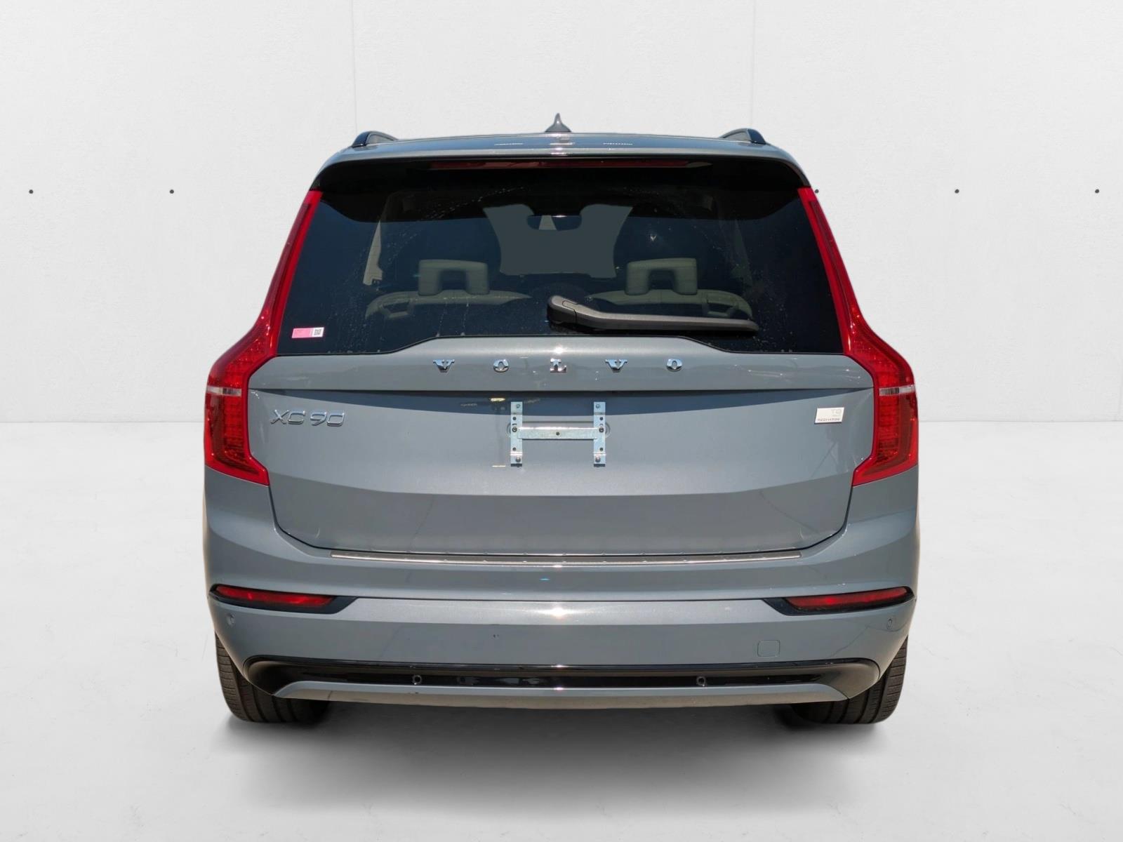 2023 Volvo XC90 Recharge T8 Ultimate photo 6