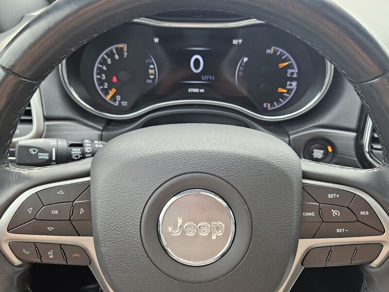 2022 Jeep Cherokee Limited photo 21