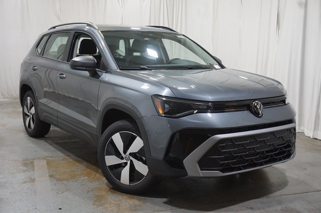 2025 Volkswagen Taos S photo 2