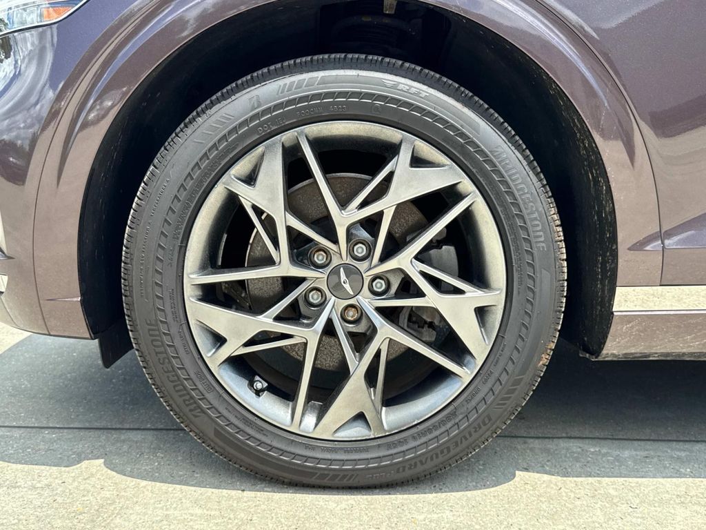 2022 Genesis GV70 2.5T photo 3
