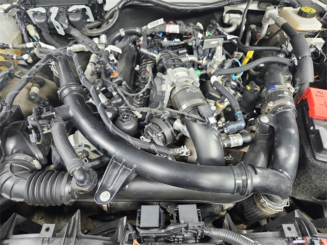 2023 Ford Bronco Base photo 17