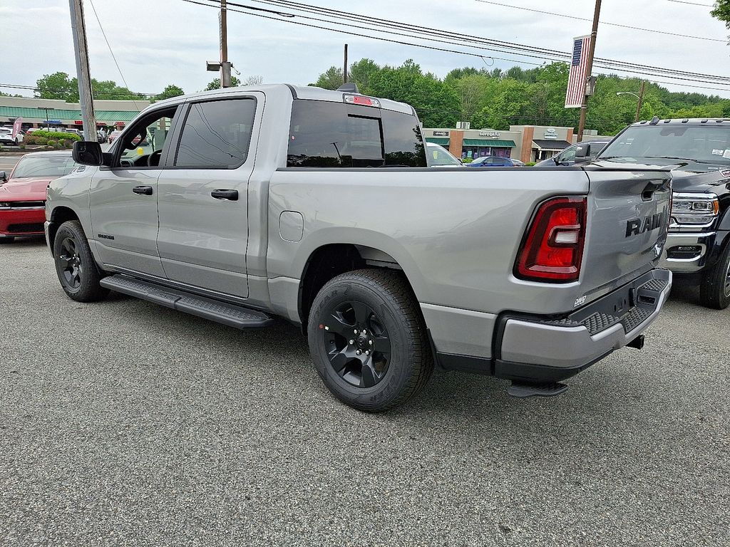 2025 Ram 1500 Tradesman photo 2