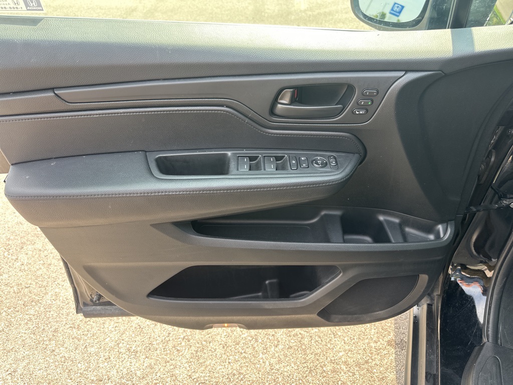 2024 Honda Odyssey EX-L photo 9