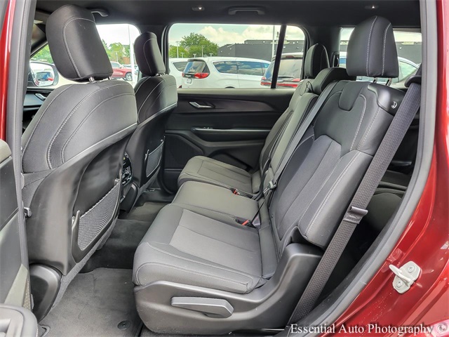 2024 JEEP GRAND CHEROKEE L - Image 10