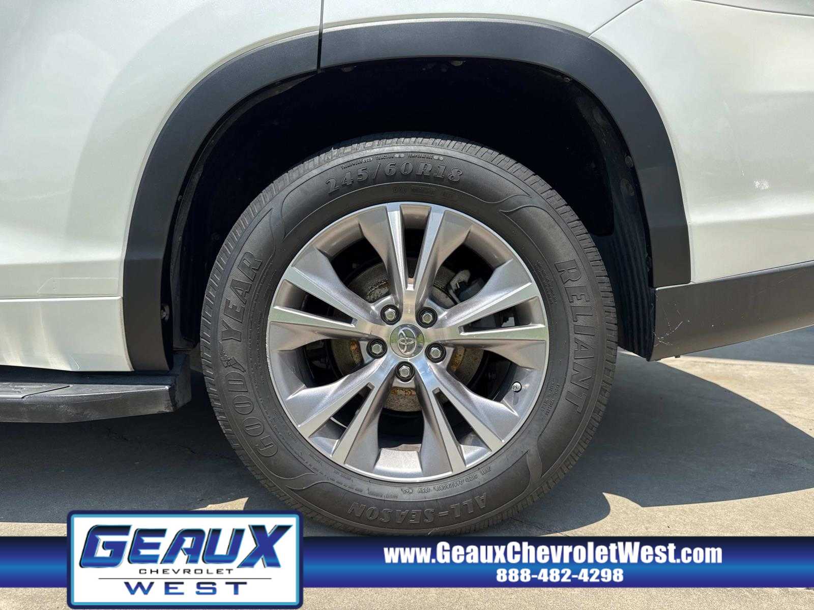 2015 Toyota Highlander XLE photo 18