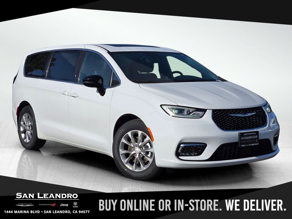 2026 Chrysler Pacifica