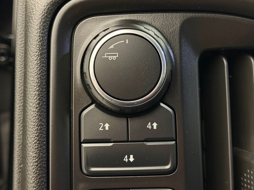 Used 2024 Chevrolet Silverado 2500HD Custom with VIN 2GC4YME73R1199165 for sale in Little Rock