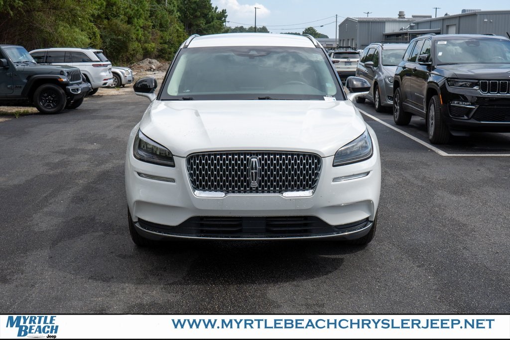 2021 Lincoln Corsair Standard photo 8