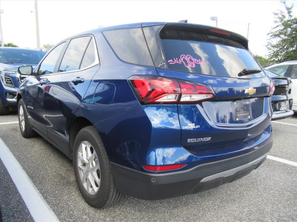 2023 Chevrolet Equinox LT photo 3