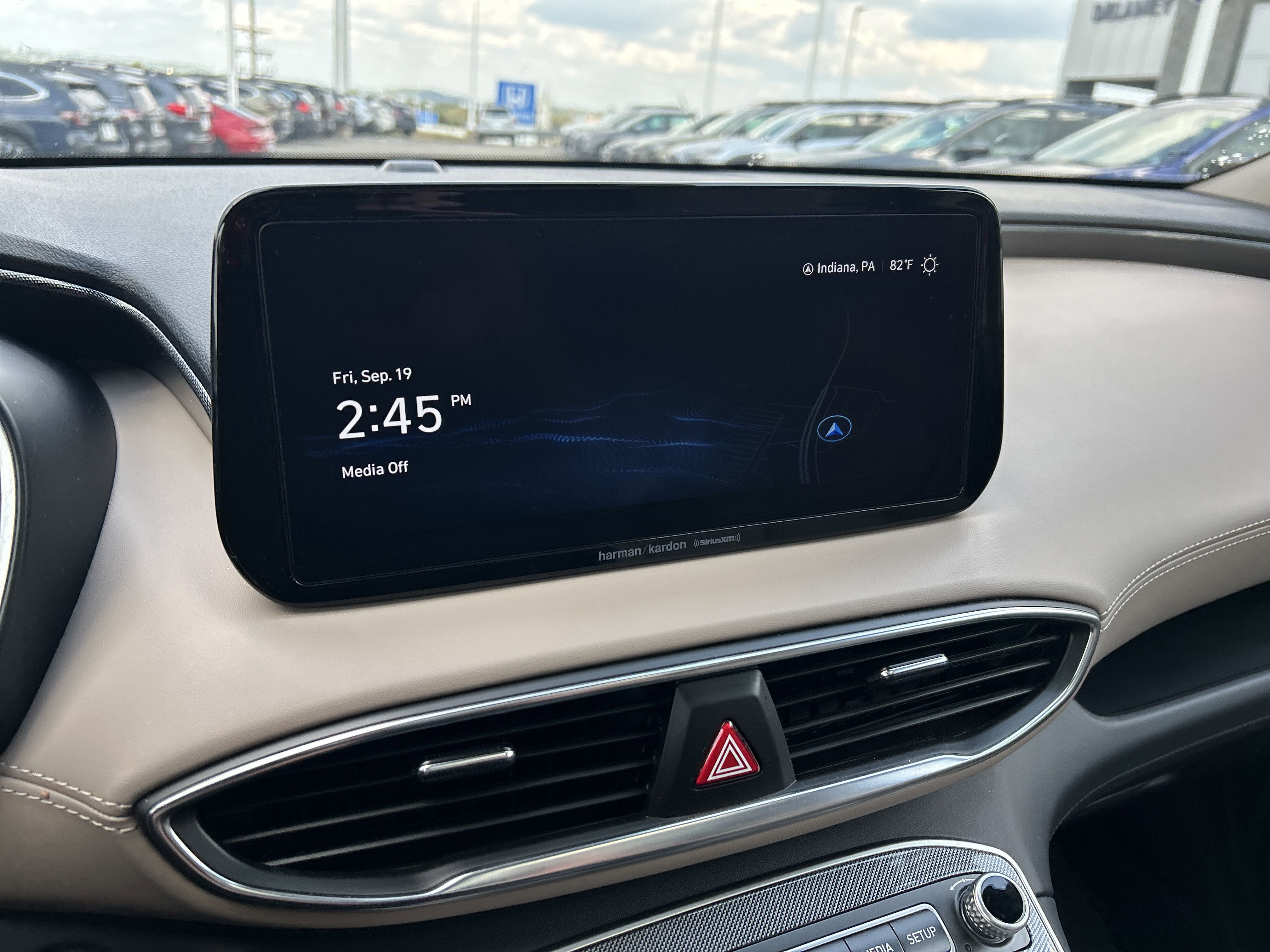 2023 Hyundai Santa Fe SEL Premium photo 7