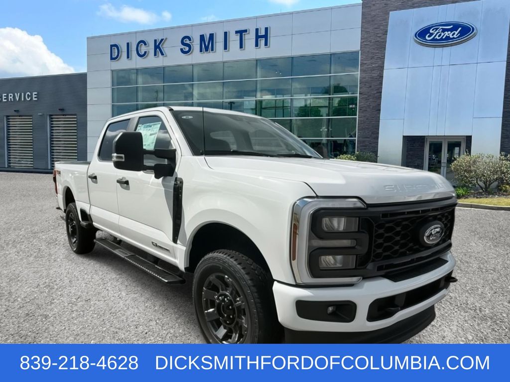 2025 Ford F-250 Super Duty XL's photo