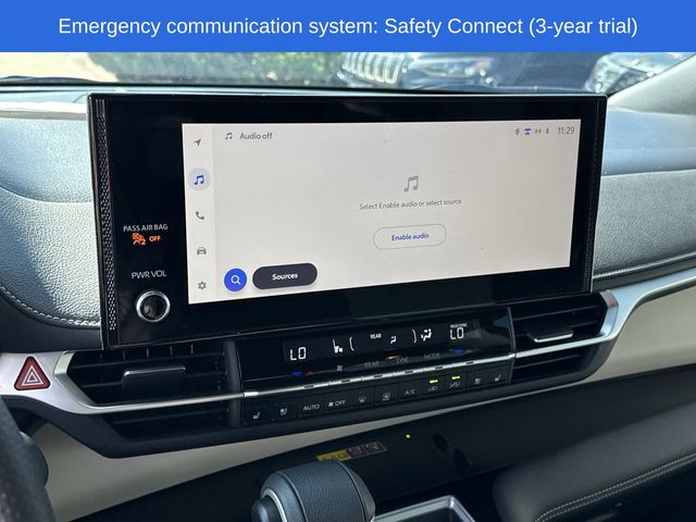 2025 Toyota Sienna Platinum photo 16