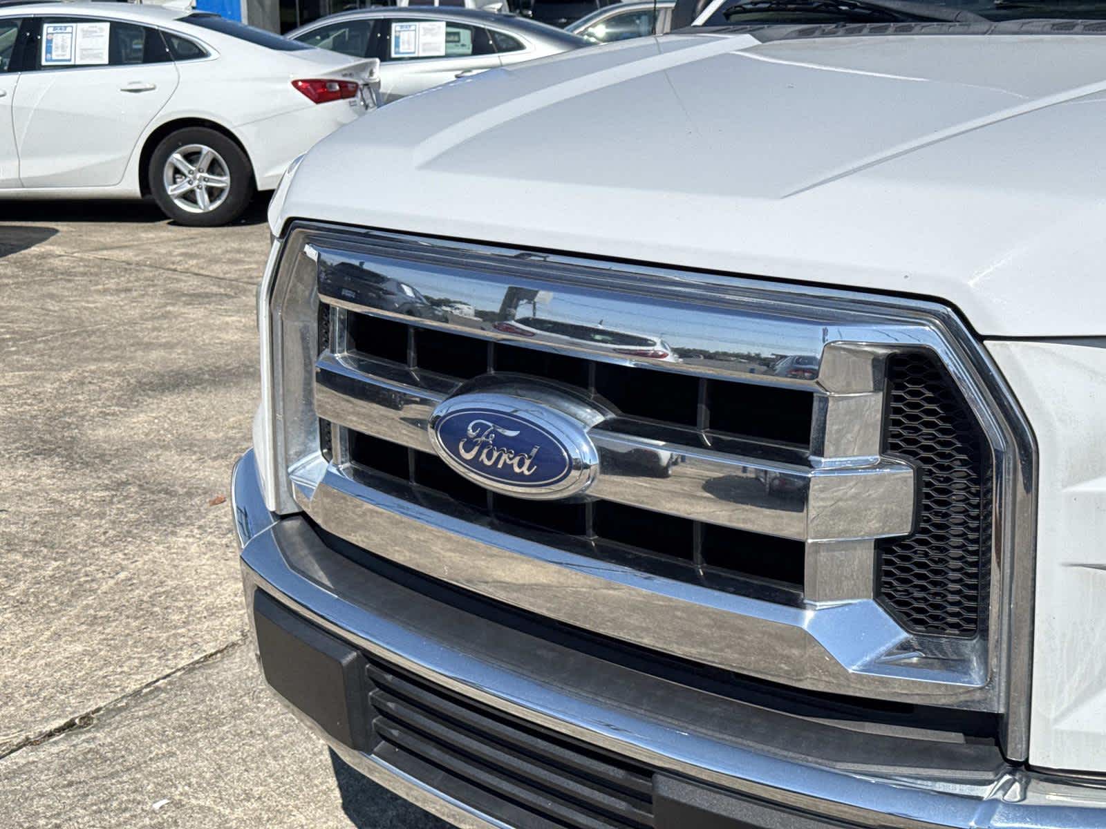 2015 Ford F-150 XLT photo 3