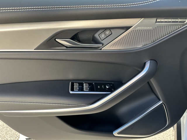 2026 Jaguar F-PACE P250 R-Dynamic S photo 26