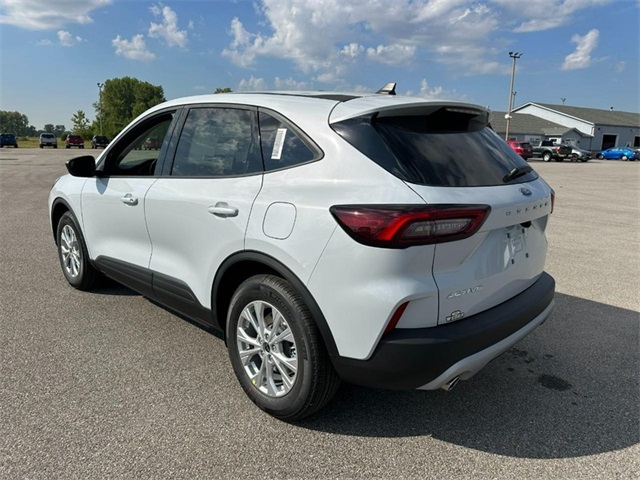 2026 Ford Escape Active photo 2