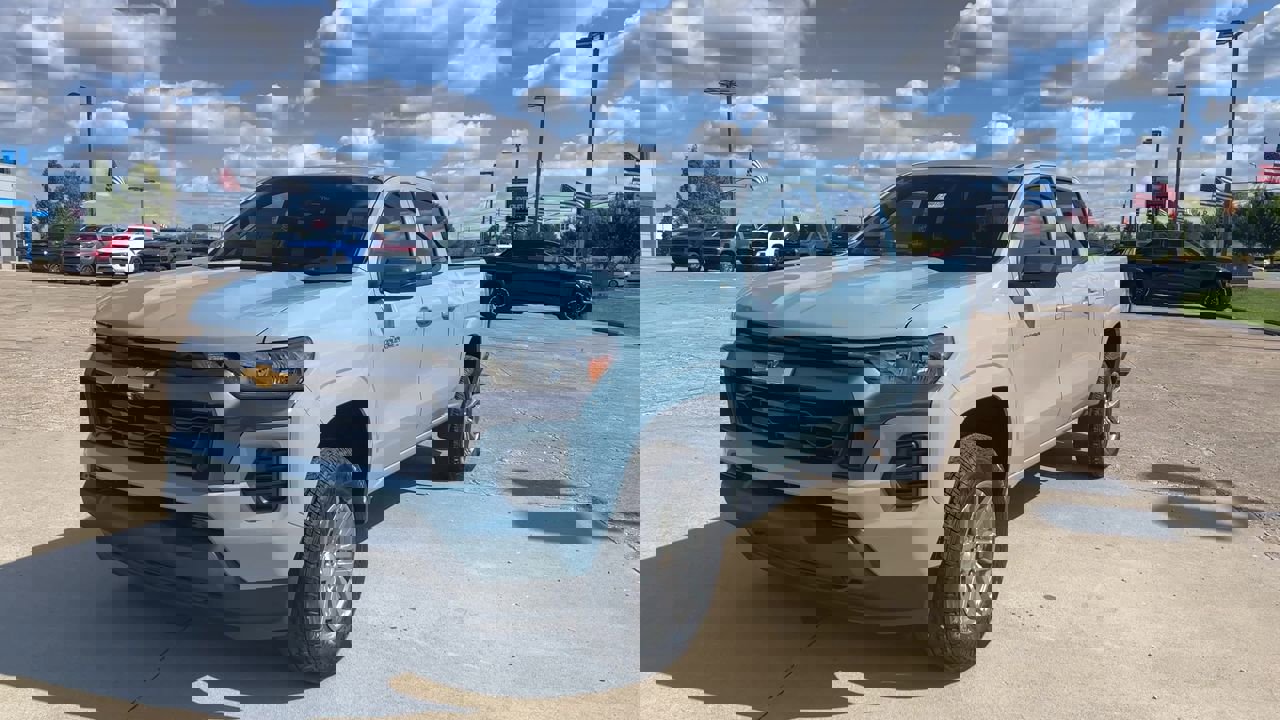 2026 Chevrolet Colorado LT photo 4