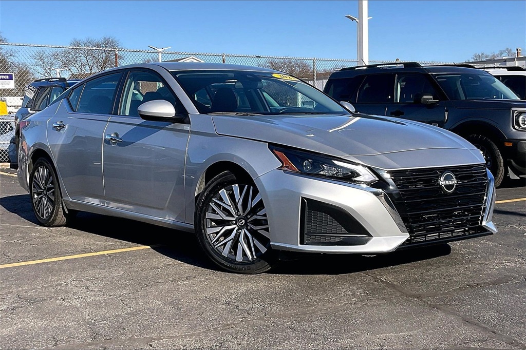 2023 NISSAN ALTIMA - Image 30