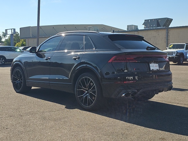 2023 Audi SQ8 Prestige photo 4